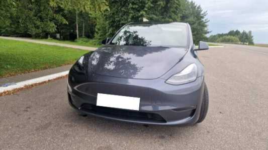 Tesla Model Y I, 2023, пробег 3700 км