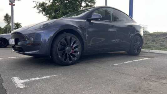 Tesla Model Y I, 2023, пробег 580 км