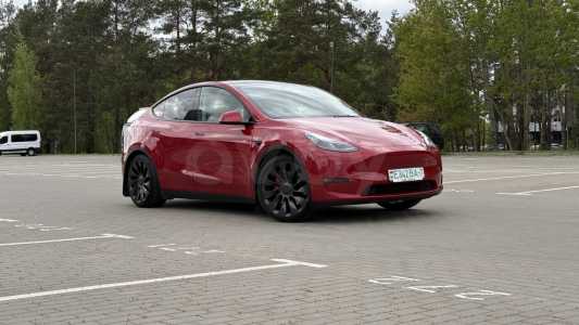 Tesla Model Y I