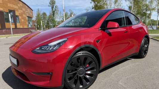 Tesla Model Y I