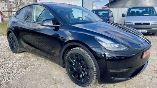 Tesla Model Y I