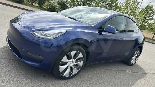 Tesla Model Y I