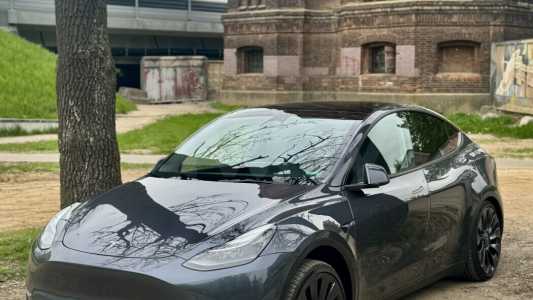 Tesla Model Y I