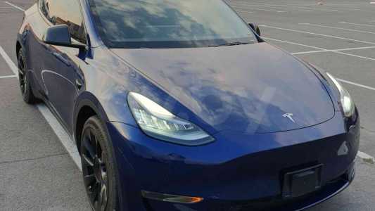 Tesla Model Y I