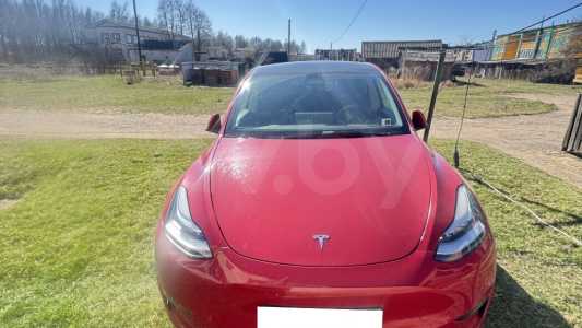 Tesla Model Y I