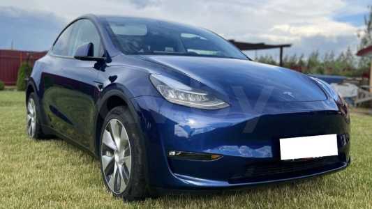 Tesla Model Y I
