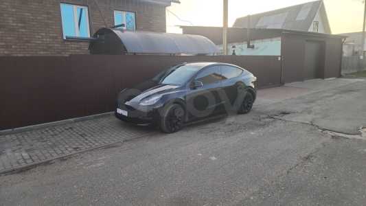 Tesla Model Y I
