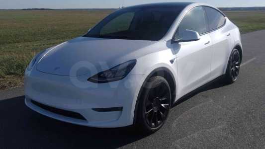 Tesla Model Y I
