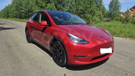Tesla Model Y I