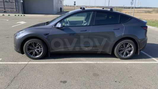Tesla Model Y I