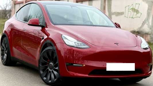 Tesla Model Y I