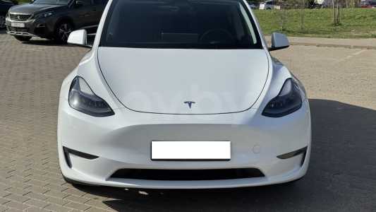 Tesla Model Y I