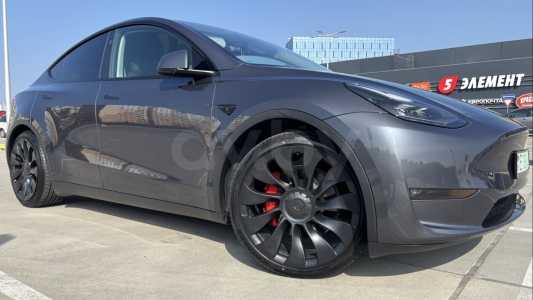 Tesla Model Y I