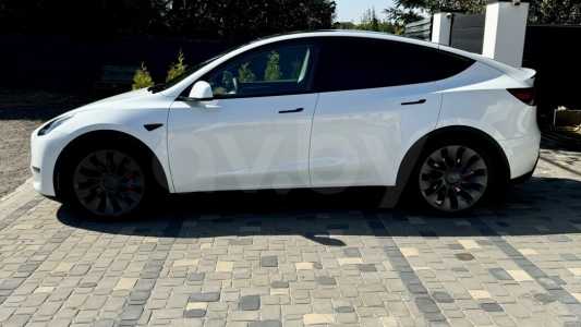 Tesla Model Y I