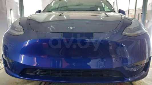 Tesla Model Y I