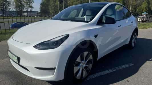 Tesla Model Y I