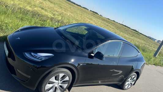 Tesla Model Y I