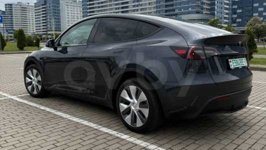 Tesla Model Y I
