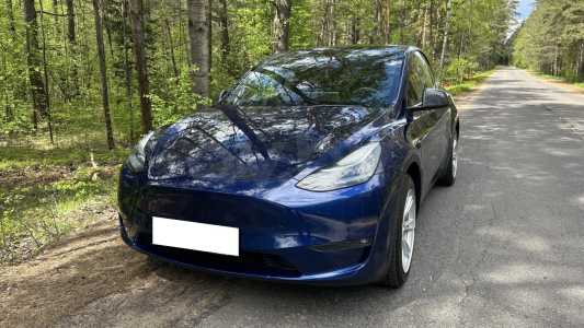 Tesla Model Y I