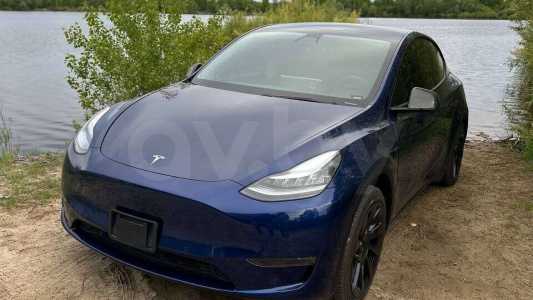 Tesla Model Y I