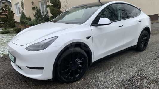 Tesla Model Y I