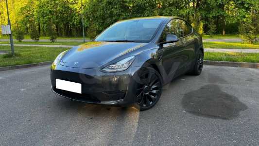 Tesla Model Y I