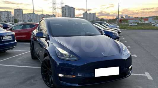 Tesla Model Y I