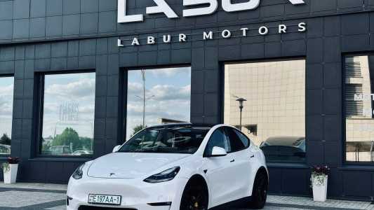 Tesla Model Y I