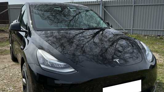 Tesla Model Y I