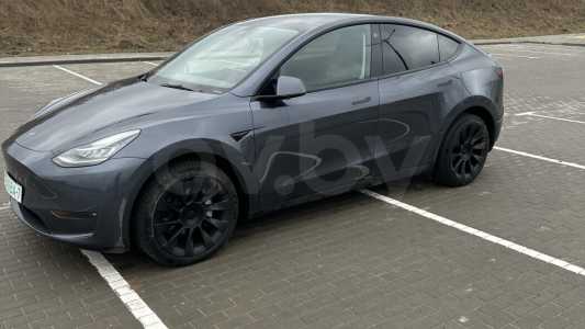 Tesla Model Y I