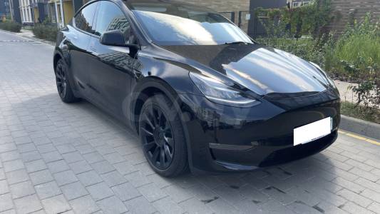 Tesla Model Y I