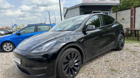 Tesla Model Y I