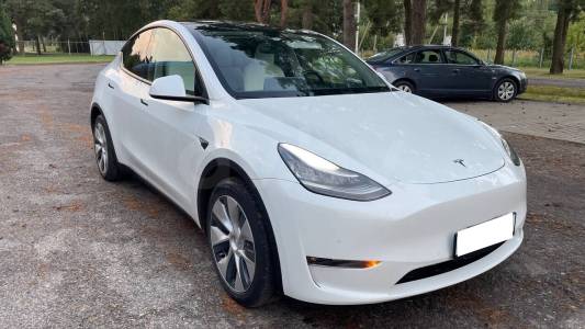 Tesla Model Y I