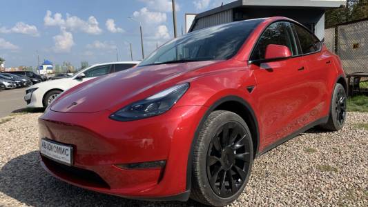 Tesla Model Y I