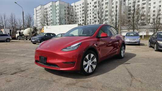 Tesla Model Y I