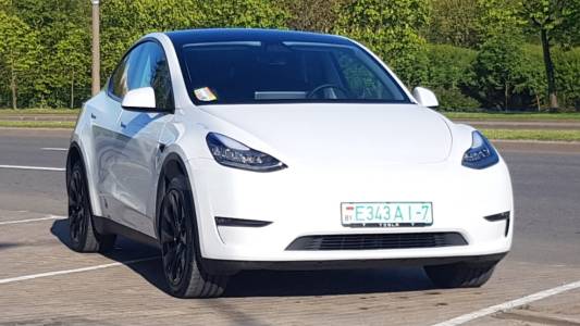 Tesla Model Y I