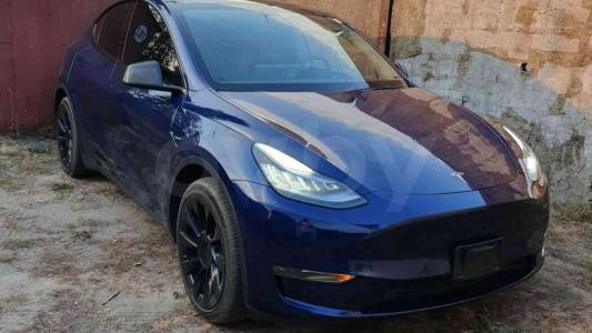 Tesla Model Y I