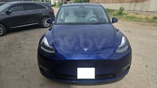 Tesla Model Y I