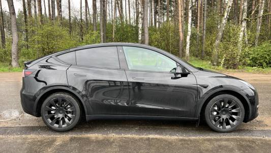 Tesla Model Y I