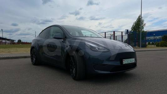 Tesla Model Y I