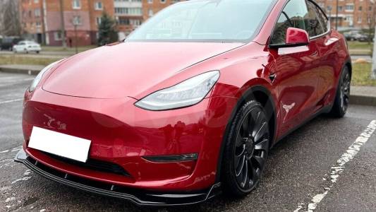 Tesla Model Y I