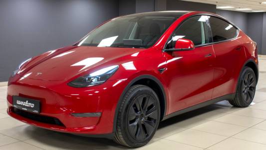 Tesla Model Y I