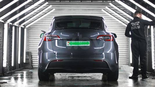 Tesla Model Y I