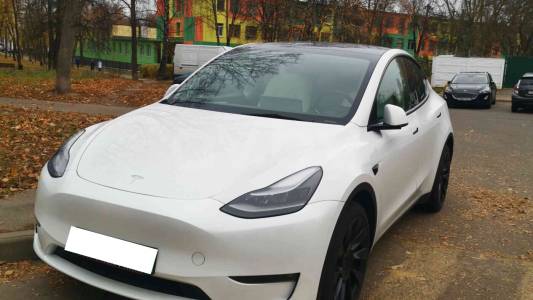 Tesla Model Y I