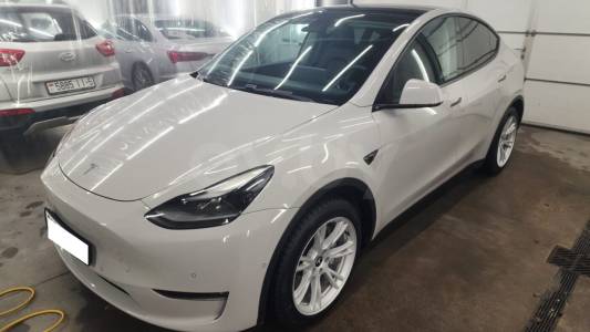 Tesla Model Y I