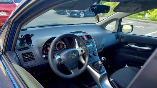 Toyota Auris I (E150) Рестайлинг