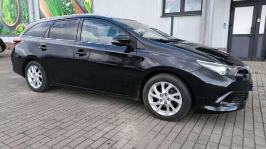 Toyota Auris II (E180)  Рестайлинг, 2017, пробег 115000 км
