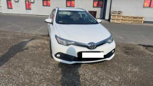 Toyota Auris II (E180) Рестайлинг, 2018, пробег 203000 км Toyota Auris II (E180) Рестайлинг, 2018, пробег 203000 км