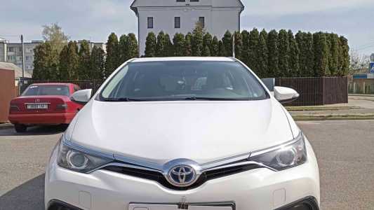 Toyota Auris II (E180) Рестайлинг