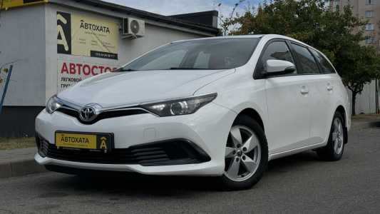 Toyota Auris II (E180) Рестайлинг